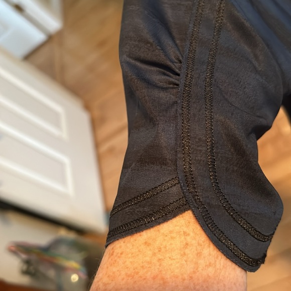 Sz 4 Lululemon cropped tights - Picture 6 of 6